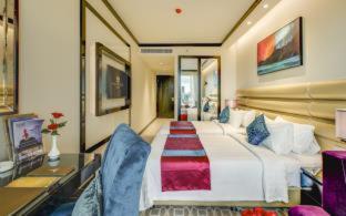 NagaWorld Hotel & Entertainment Complex - Phnom Penh - 2