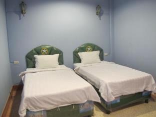 The Star Hotel - 5