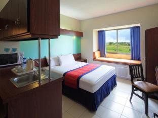 Microtel by Wyndham Eagle Ridge - General Trias - 4