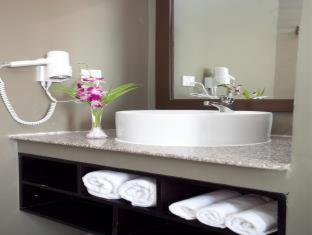 King Grand Boutique Hotel - 3
