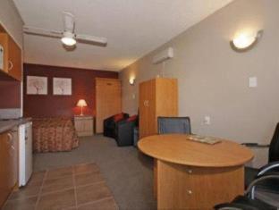 Kiwi Studios Motel - 6