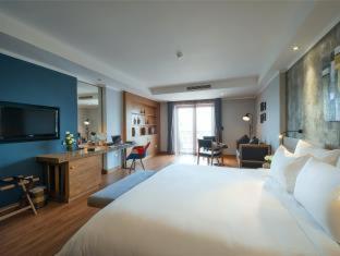 Bespoke Trendy Hotel Hanoi - Hanoi - 9