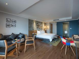 Bespoke Trendy Hotel Hanoi - Hanoi - 3