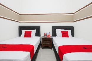 RedDoorz Syariah near Marvel City Mall 2 - Surabaya - 2