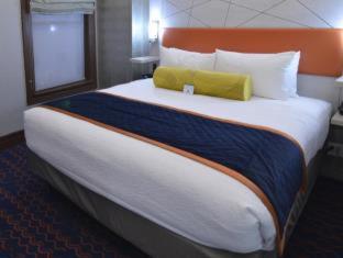 Best Western Premier Historic Travelers Hotel Alamo/Riverwalk - San Antonio - 5