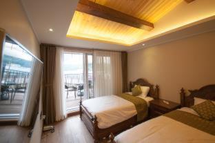 Tongyeong Hansan Marina Resort - 2