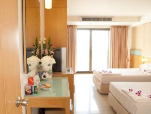 Ten Stars Hotel - 1