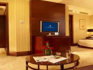 Wuhan Jin Jiang International Hotel - 3