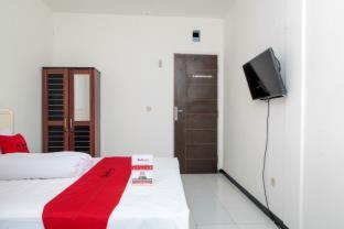 RedDoorz near Telkom Corporate University - Bandung - 6