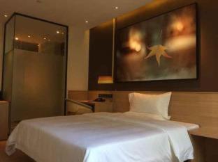 IU Hotel Zhanjiang Haibin Avenue Xinhaimingchen - Zhanjiang - 9