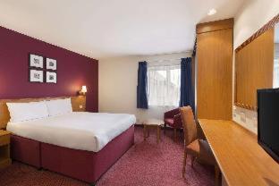 Days Inn Peterborough - Peterborough - 9