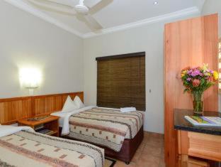 Hazyview Cabanas - 4