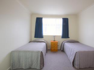 AAA Thames Court Motel - 2