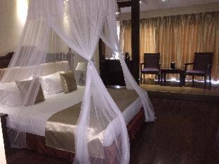 Best Western Plus Paramount Hotel - 8