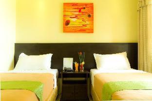 Canberry Hotel - 1