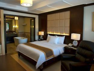 Henann Lagoon Resort - Boracay - 9