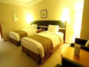 Enford Hotel Cheongju - 1