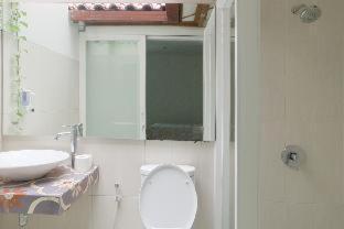 RedDoorz Plus @ Demangan Gejayan - 6