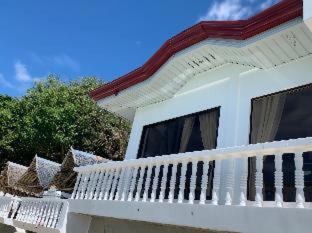 Luna Oslob Travellers Inn - Oslob - 9