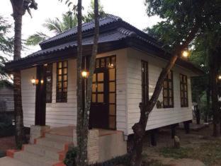 Villa Thakhek - 9