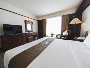 Waterfront Airport Hotel and Casino - Mactan - 5