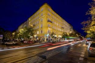 La Fenice - Prague - 9