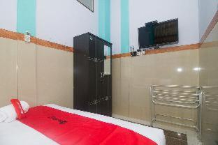 RedDoorz Syariah near Alun-Alun Bojonegoro - Bojonegoro - 3