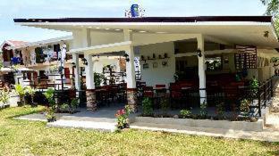 Greenfields Tourist Inn - 5