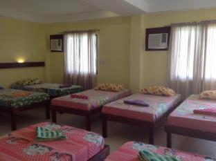 Greenfields Tourist Inn - 2