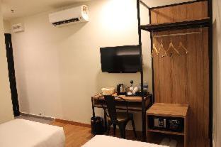 BIG M Hotel - 9