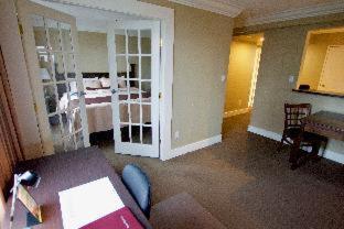 Century Plaza Hotel - 4