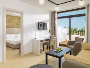 H10 Suites Lanzarote Gardens - 9