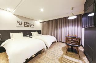 Kobos Hotel - 2