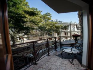 Boutique Hotel Palais Royal - Odessa - 4