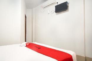 RedDoorz near Mal Abepura - Jayapura - 7