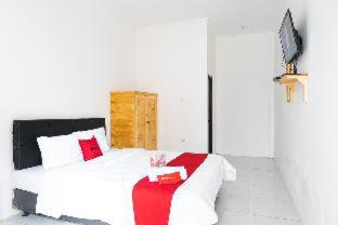 RedDoorz Syariah near Jatisampurna Hospital - Bekasi - 4