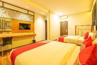 RedDoorz Plus @ Doorman Guest House - 5