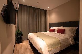 Shanghai Joyful Star Hotel-Free shuttle bus to Pudong Airport and Disneyland - 1