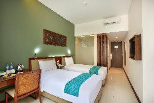 Hotel Terrace at Kuta - Legian - 3