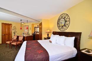 Best Western Plus Kennewick Inn - 2