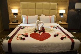 Iridium 70 Hotel - 9