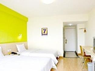 7Days Inn Foshan Zumiao Baihua Plaza - 2