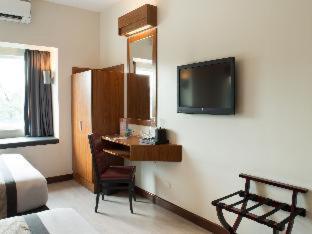 Microtel by Wyndham UP Technohub - Manila - 7