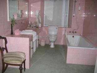 Villa Victoria executive Guest House - Benoni - 2