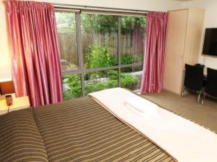 Alpha Motel with Spa-Bath - Christchurch - 1