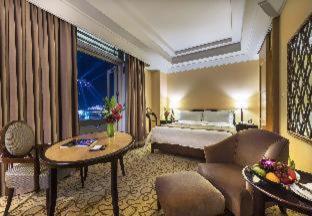 The Fullerton Hotel Singapore - 2