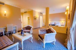 Lot Boutique Hotel by Hotels and Preference - Tirana - 7