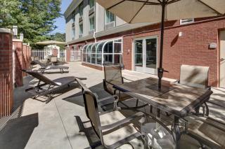 Holiday Inn Express Hotel & Suites Emporia by IHG - Emporia - 1
