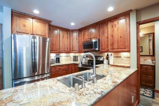 Summit 81 Apartment - Mammoth Lakes - 8