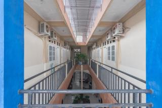 RedDoorz Syariah near Terminal Batu Ampar 2 - Balikpapan - 5
